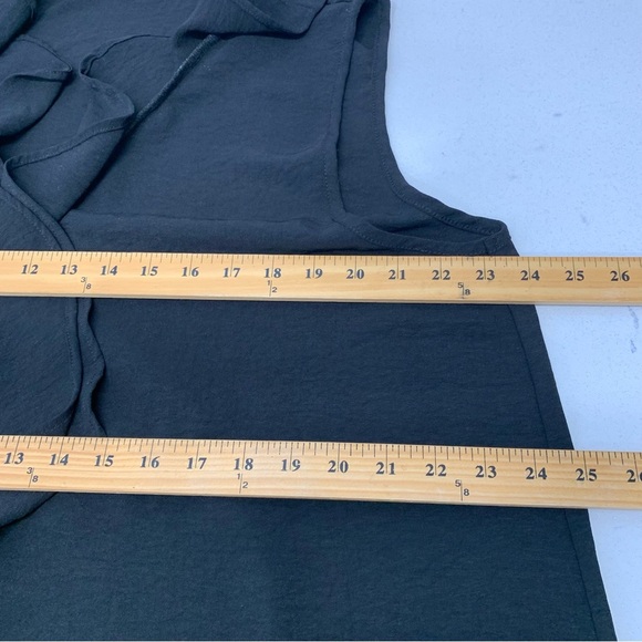 FLS Apparel Womans Black Top 3X Ruffle V Neckline Sleeveless Classic Basic - Picture 8 of 9